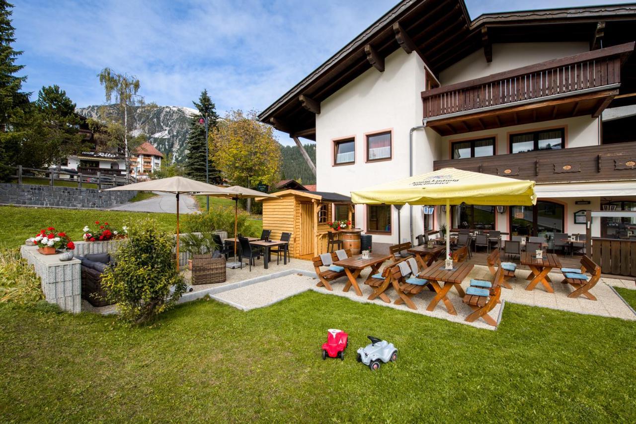 Gaestehaus Zugspitzblick Berwang Exterior foto