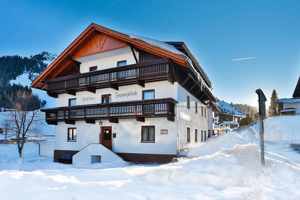 Gaestehaus Zugspitzblick Berwang Exterior foto